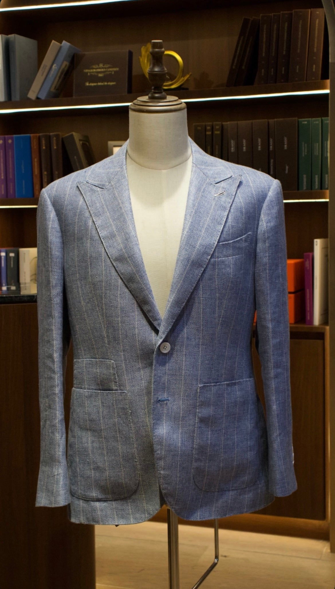 What Is a Patch Pocket? A Guide to Patch Pockets on Suits and Jackets